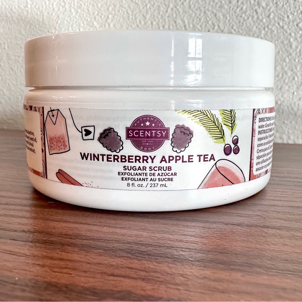 Scentsy Winterberry Apple Tea Sugar Scrub 8oz sealed exfoliant brand new